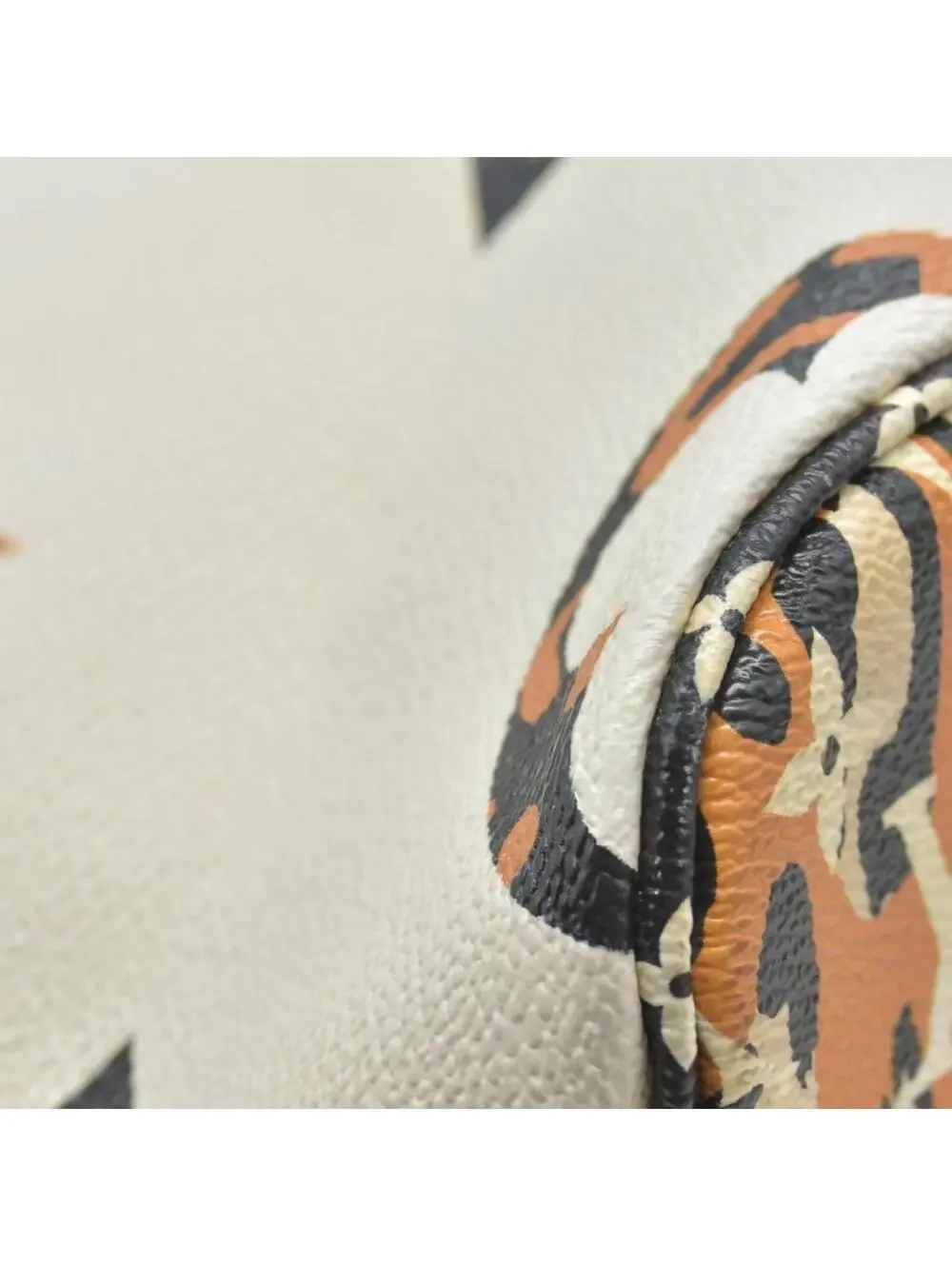 2019 Louis Vuitton Monogram GiantJungle Neverfull MM GI2139